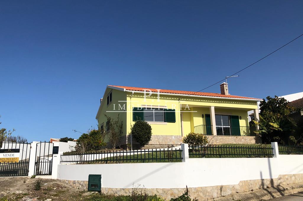 Moradia T3 Térrea Sobral, Lourinhã