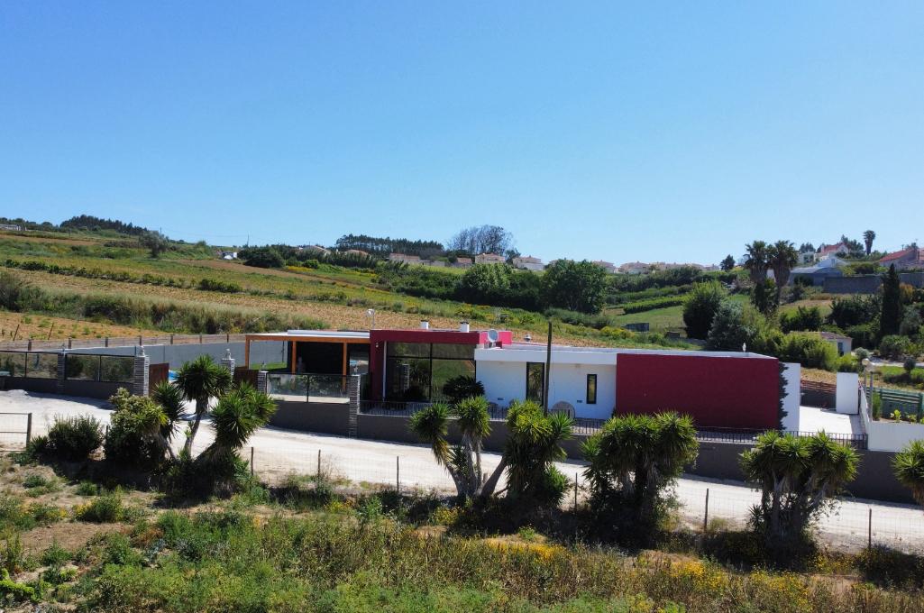 Magnífica Moradia V3 com Piscina - Sobral Lourinhã