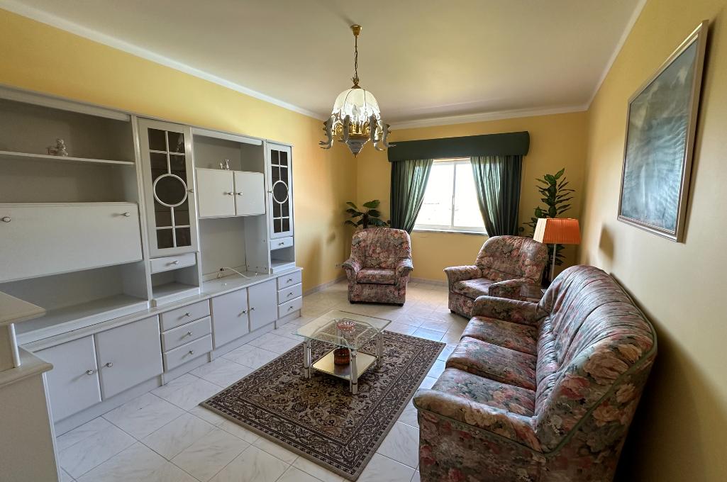 Apartamento T2 / Centro Ferrel / Baleal