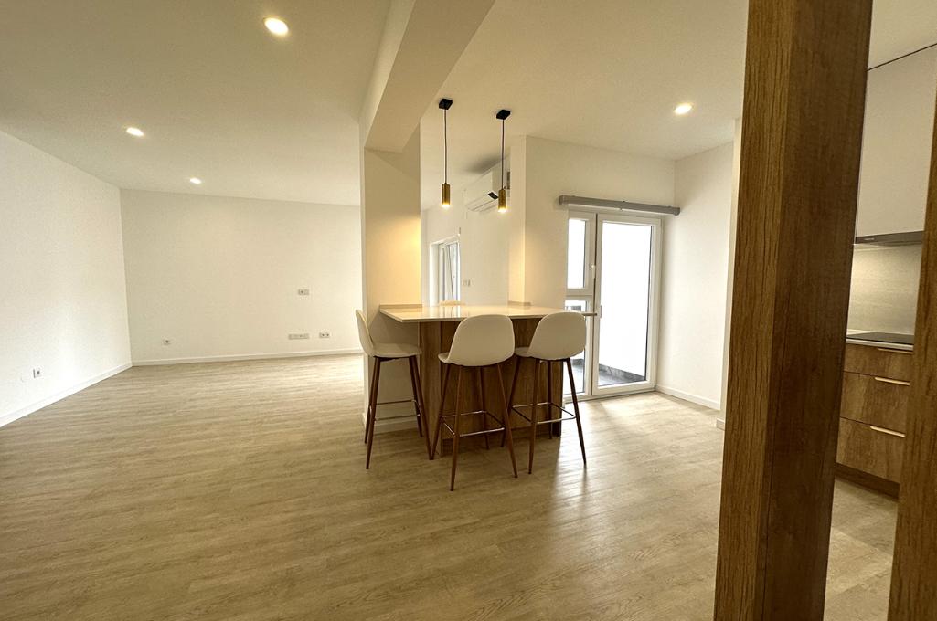 Magnífico Apartamento T2 a poucos passos da Praia da Areia Branca